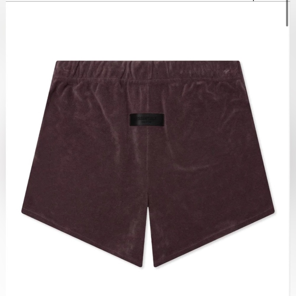 FEAR OF GOD ESSENTIALS - Kids Purple Patch Shorts - Size: 14/16Y